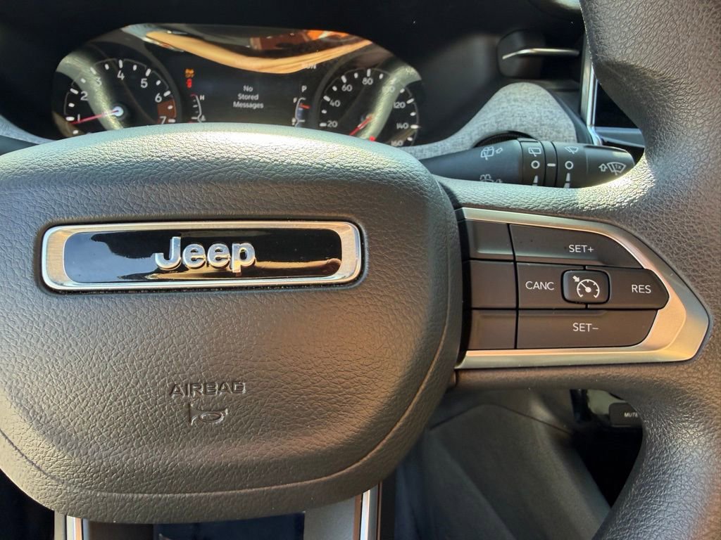 Used 2023 Jeep Compass Sport AWD/4WD image 19