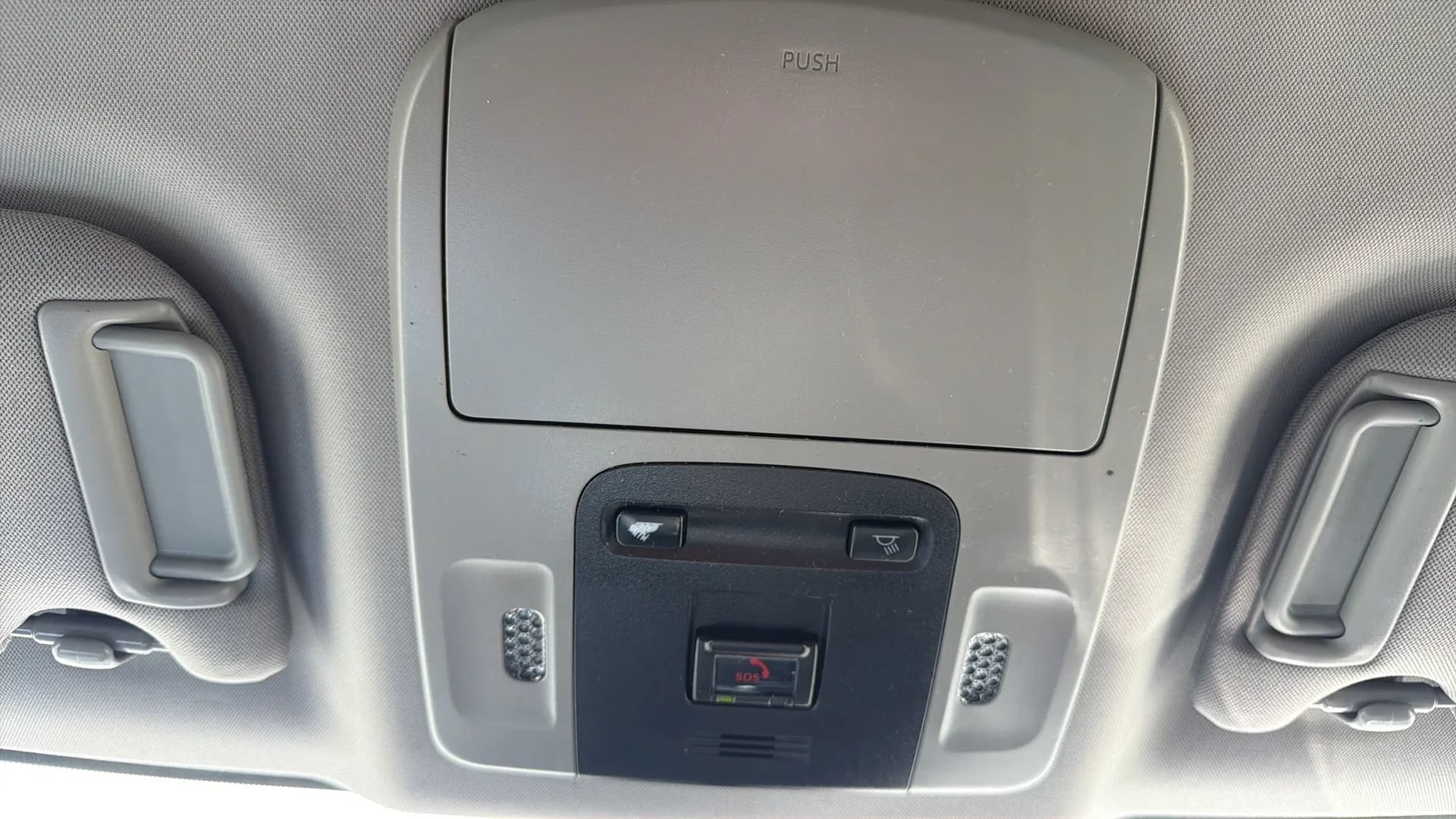 Used 2021 Toyota Camry SE FWD image 21