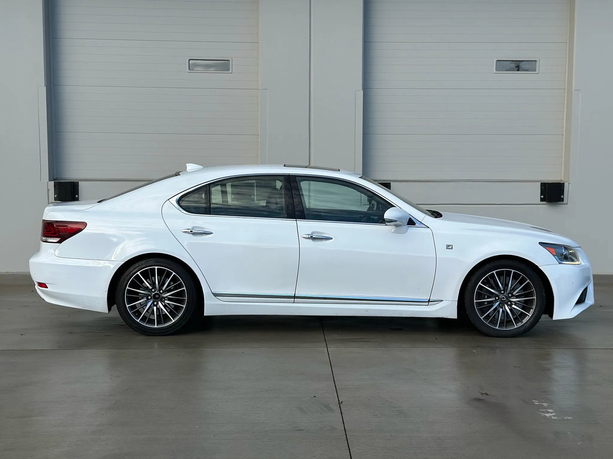 Used 2014 Lexus LS 460 LS 460 Sedan 4D w/ F Sport Package image 6