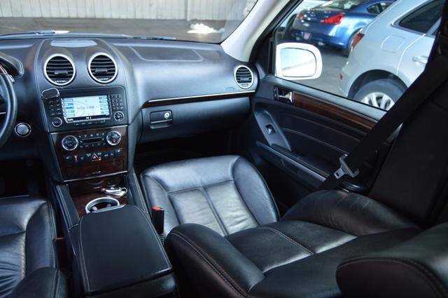 Used 2008 Mercedes-Benz GL 550 4MATIC image 53