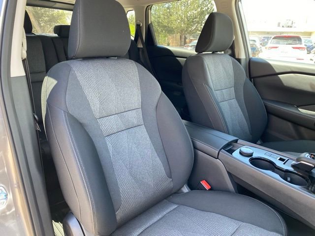 New 2026 Nissan Rogue SV image 9