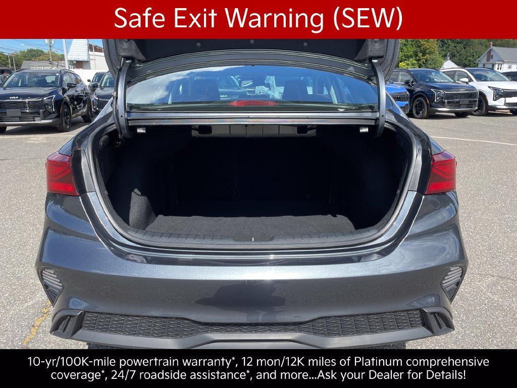 Certified 2023 Kia Forte LXS w/ LXS Technology Package FWD image 26