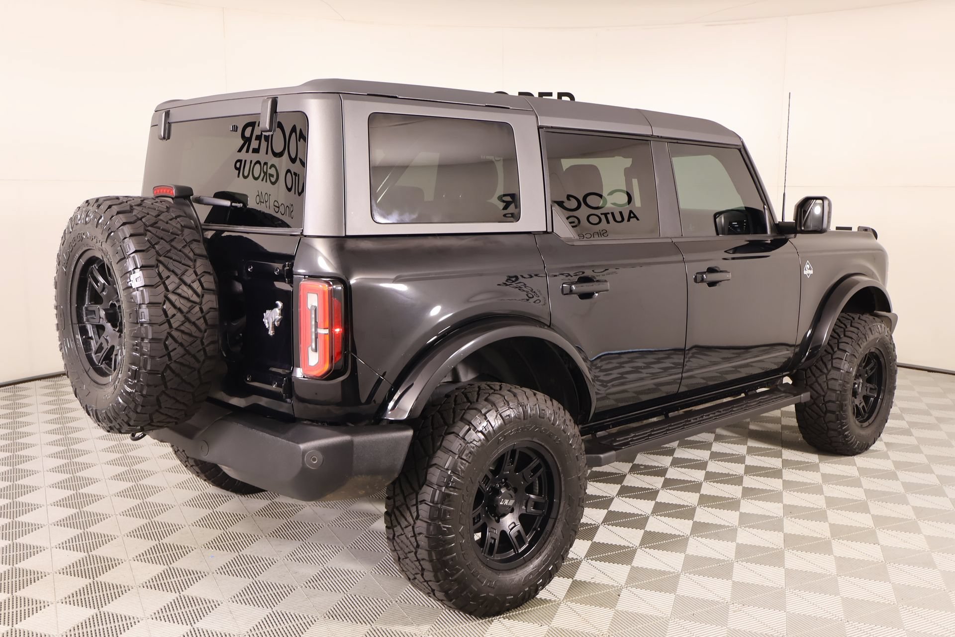 Used 2022 Ford Bronco Outer Banks AWD/4WD image 21