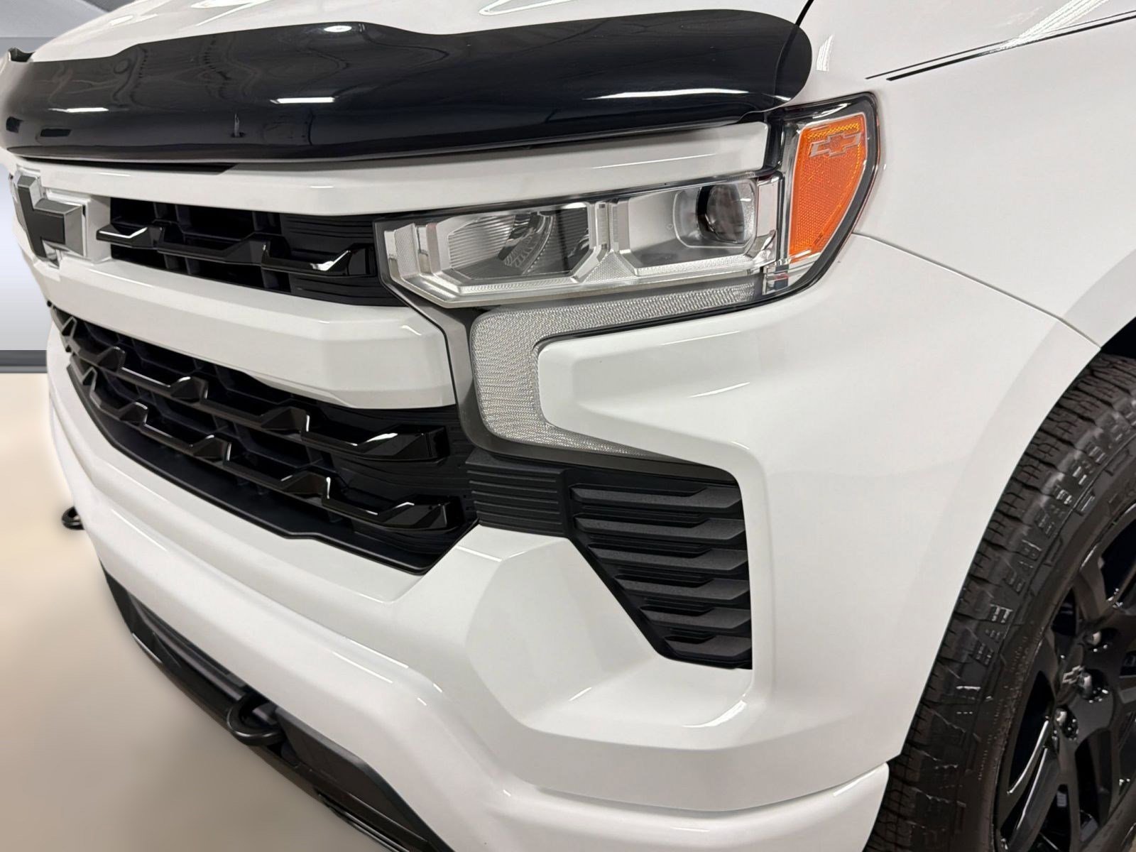 Used 2023 Chevrolet Silverado 1500 RST image 10