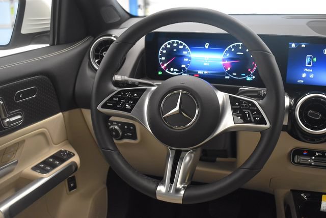 New 2026 Mercedes-Benz GLB 250 4MATIC image 24