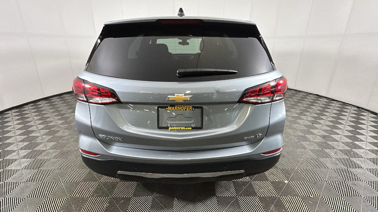 Used 2024 Chevrolet Equinox LT w/ LPO, Floor Liner Package AWD/4WD image 4