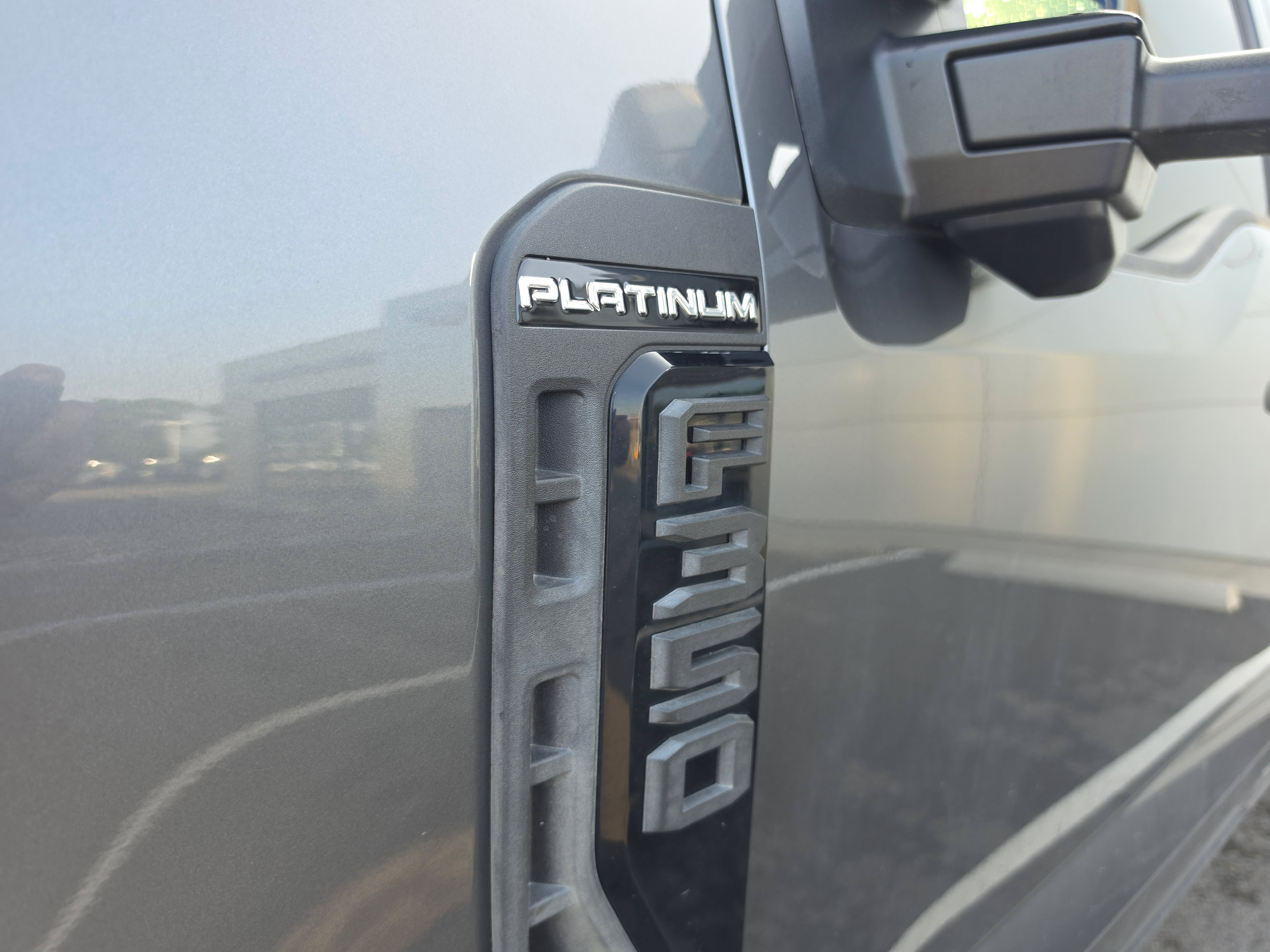 Used 2026 Ford F350 Platinum AWD/4WD image 11