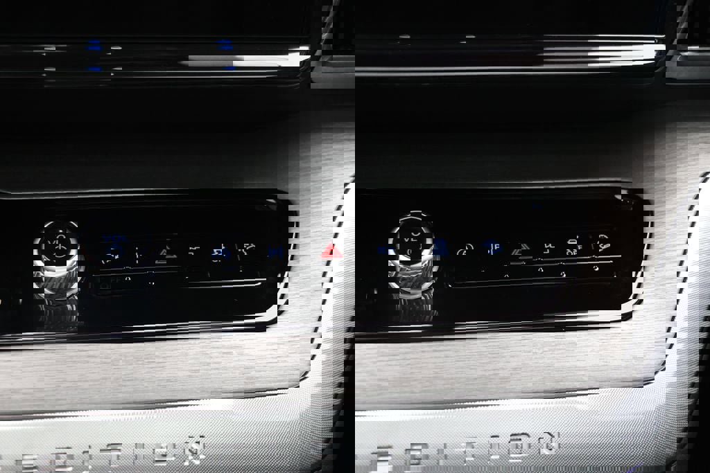 Used 2025 Ford Expedition Max Platinum w/ Driver's Package image 24