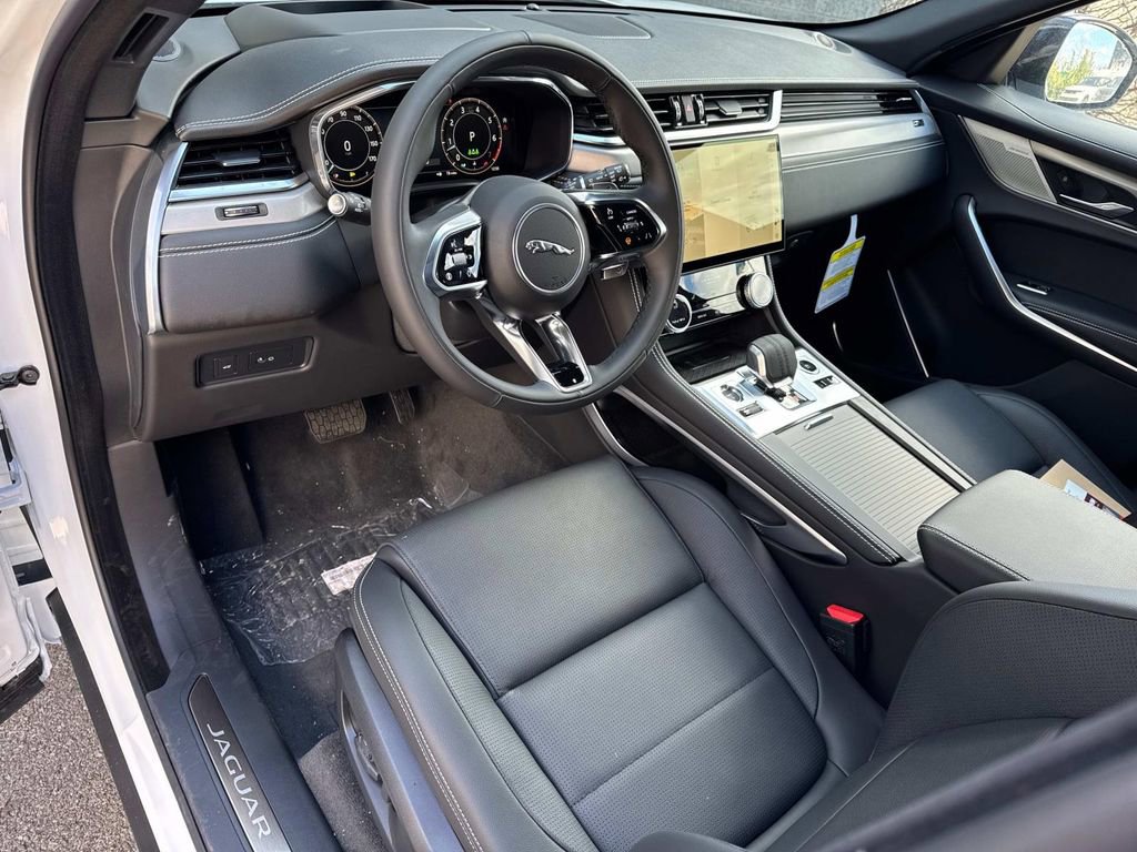 New 2026 Jaguar F-PACE R-Dynamic S image 20