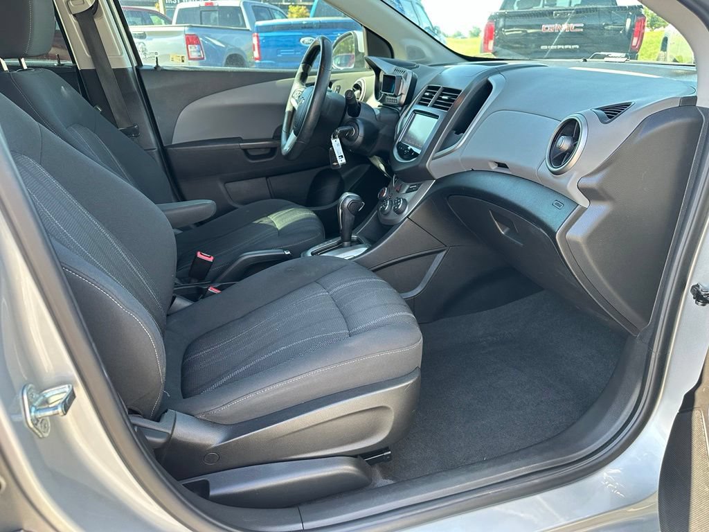 Certified 2016 Chevrolet Sonic LT FWD image 23