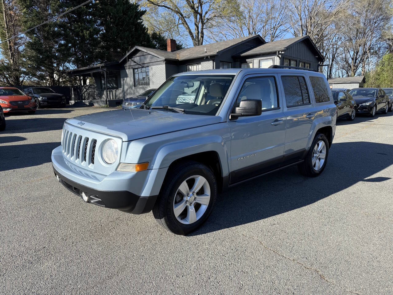 Used 2014 Jeep Patriot Sport w/ Power Value Group image 2