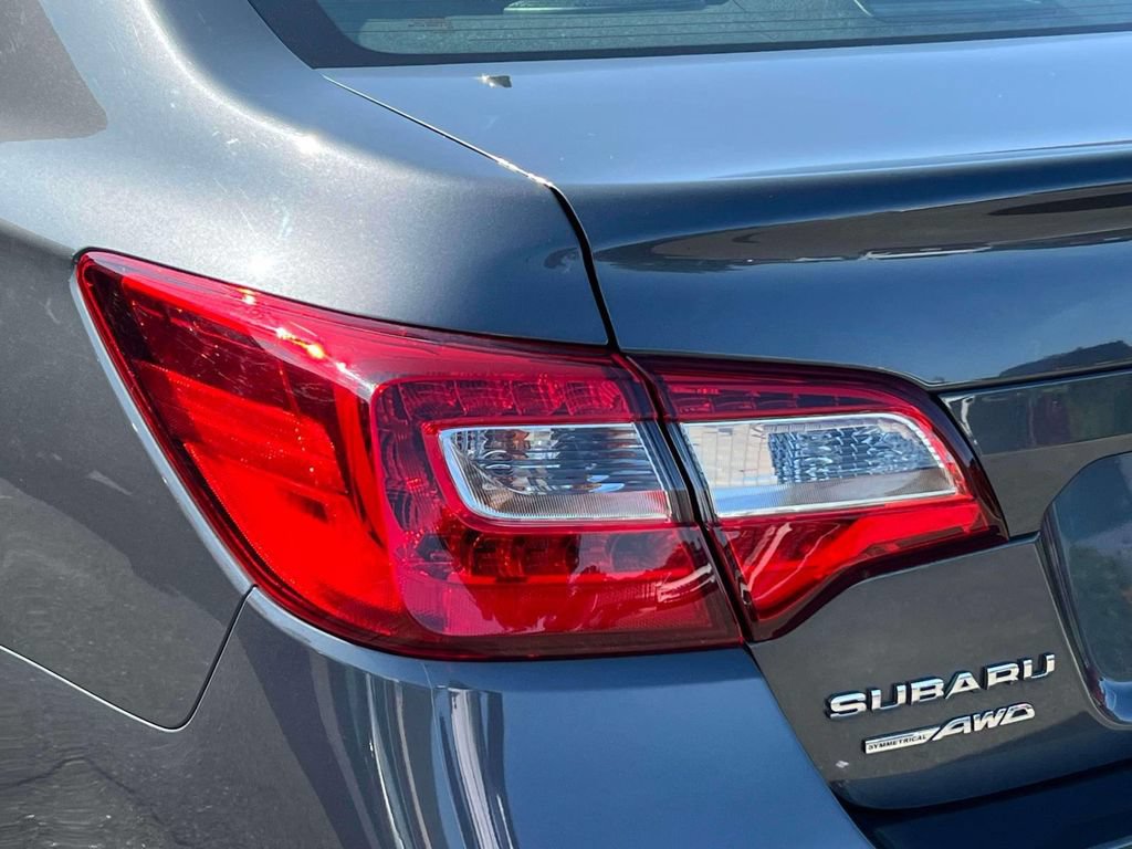 Used 2018 Subaru Legacy 2.5i Limited AWD/4WD image 10