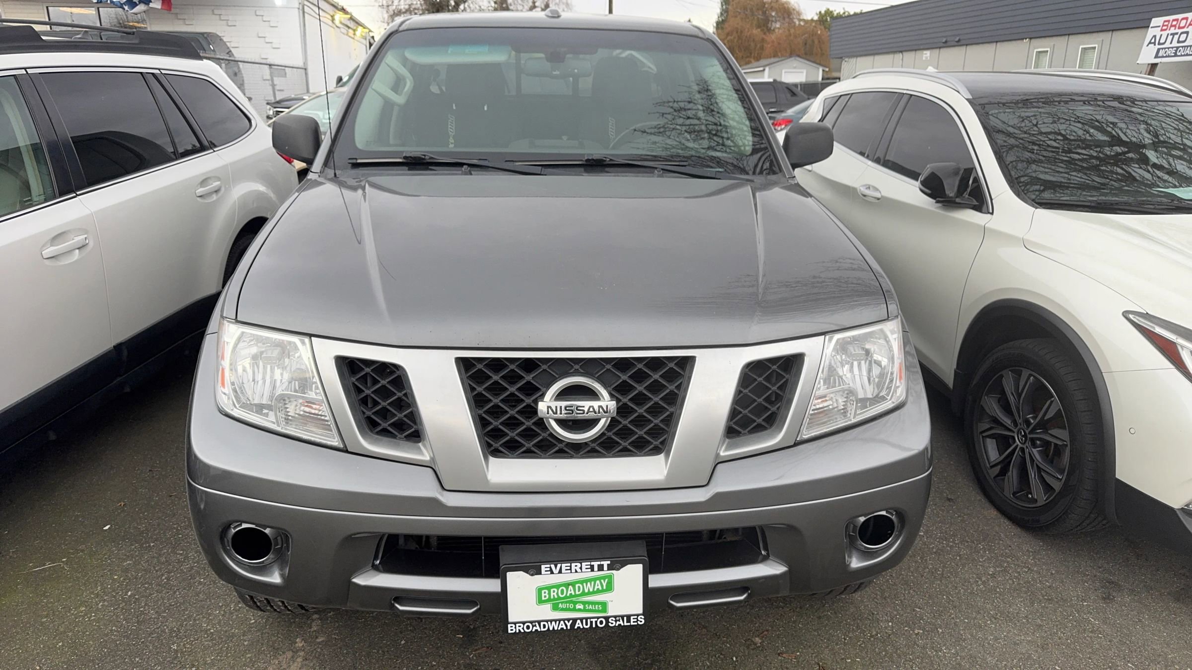 Used 2018 Nissan Frontier PRO-4X image 1