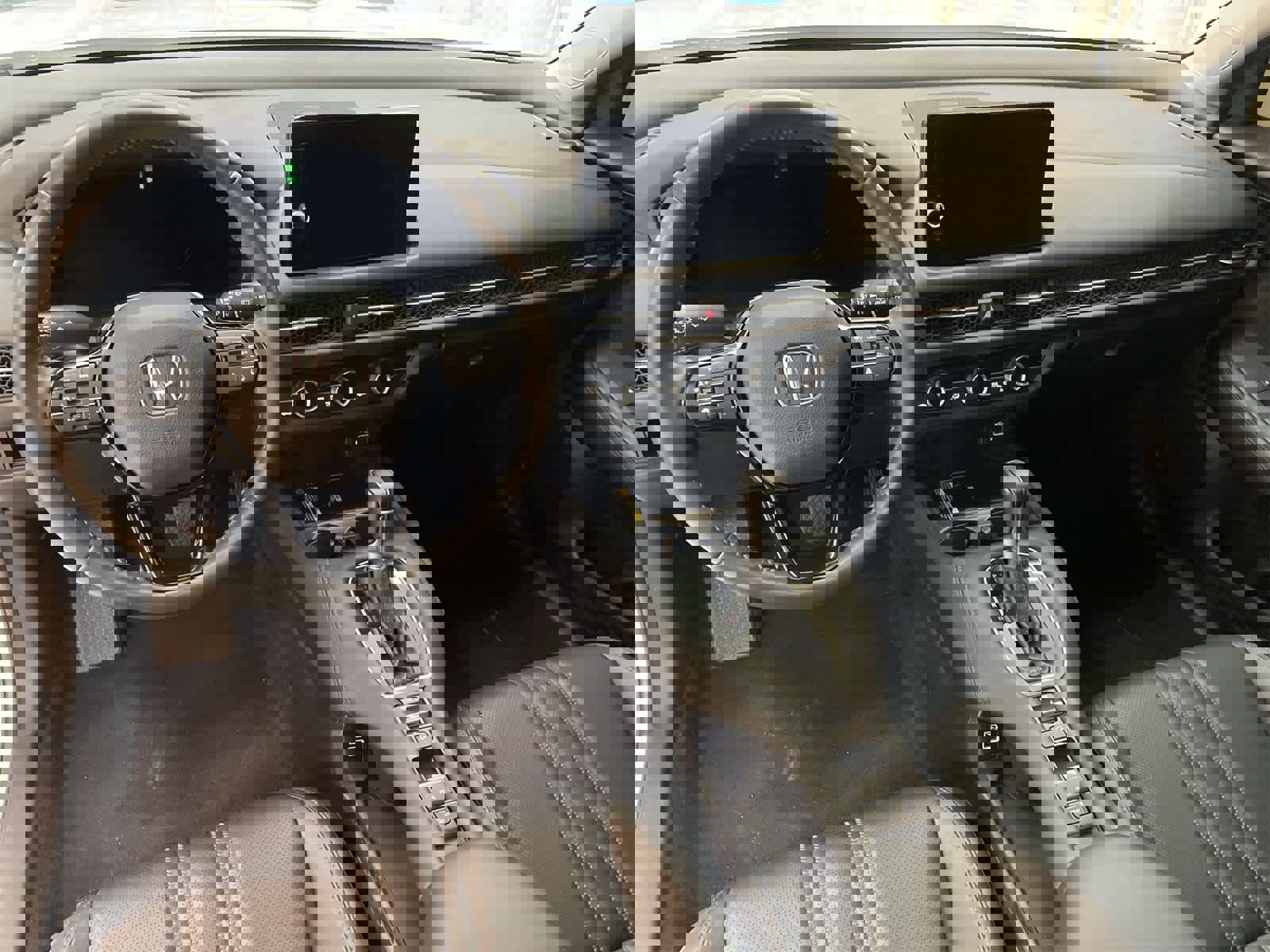 Used 2023 Honda HR-V EX-L image 19