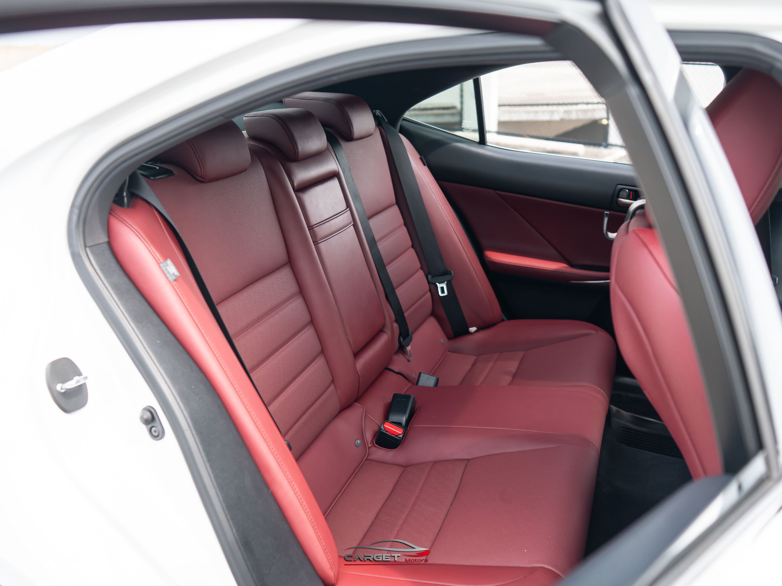 Used 2019 Lexus IS 300 F Sport w/ F Sport Package RWD image 17