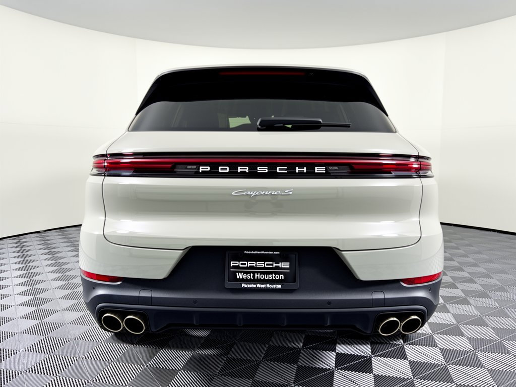 New 2026 Porsche Cayenne S AWD/4WD image 11