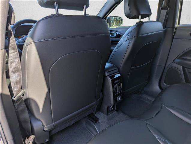 New 2026 Jeep Compass Latitude image 23