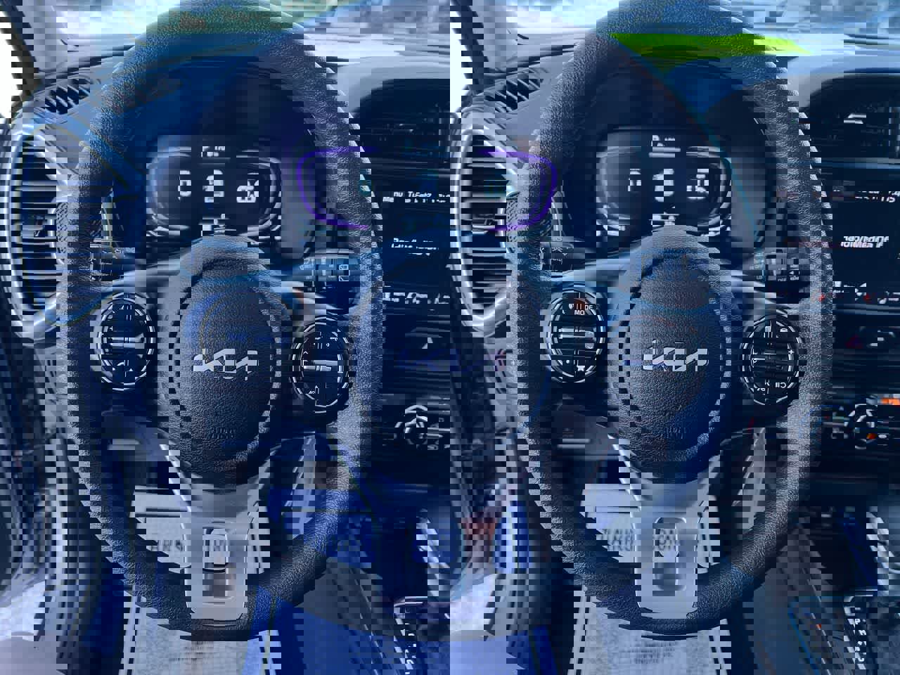 Certified 2023 Kia Soul LX image 14