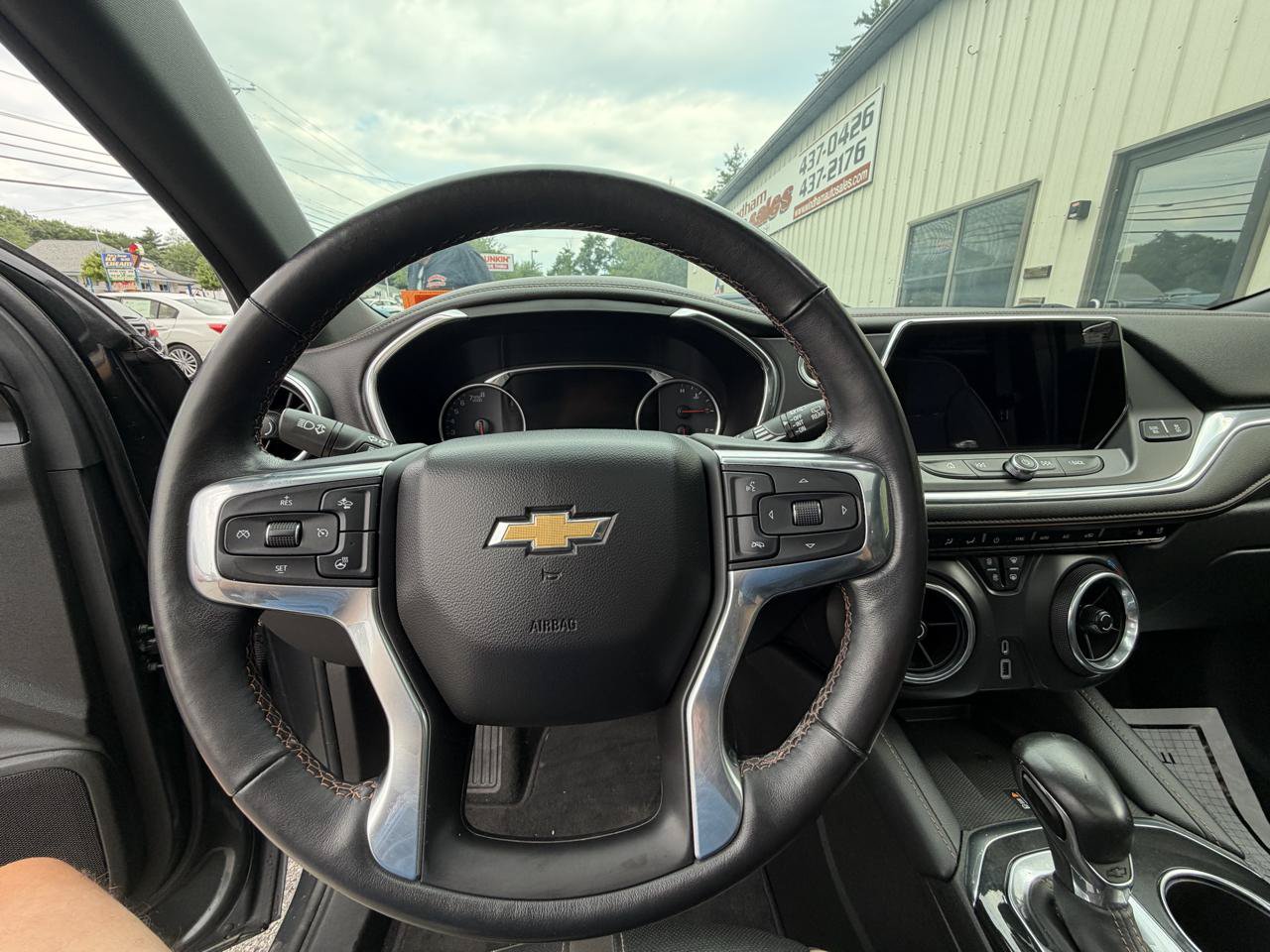 Used 2019 Chevrolet Blazer Premier w/ Sun and Wheels Package AWD/4WD image 14