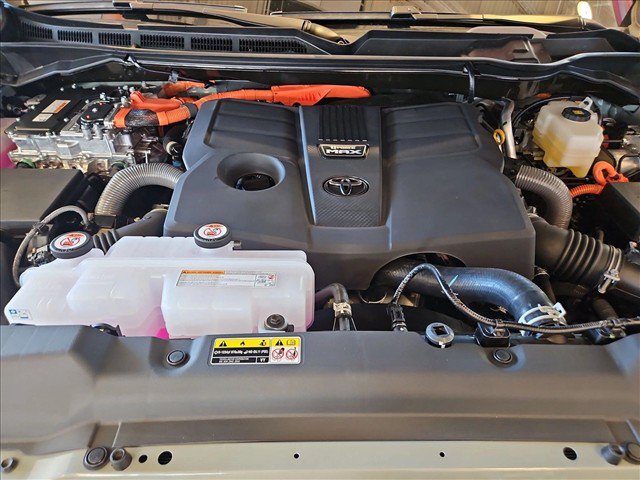 New 2026 Toyota Sequoia Limited w/ Tow Technology Package AWD/4WD image 15