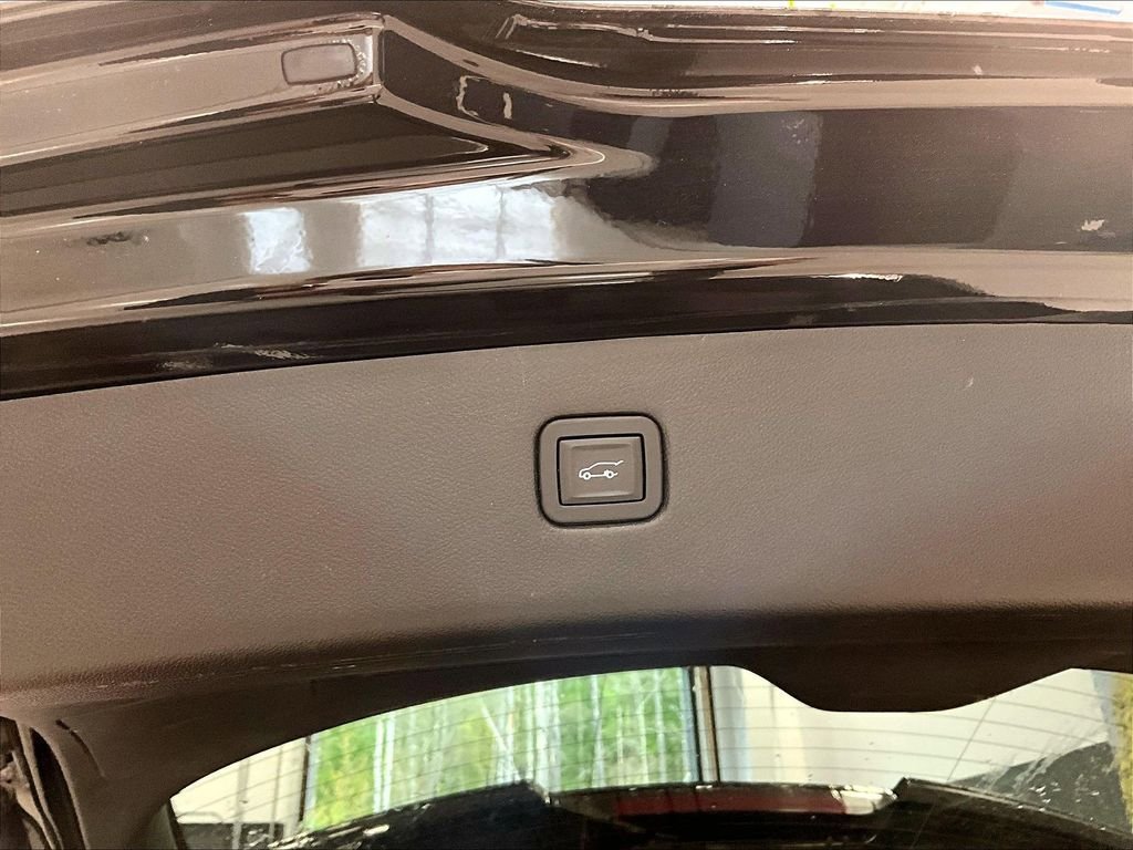 Used 2019 Chevrolet Blazer Premier w/ Sun and Wheels Package AWD/4WD image 26