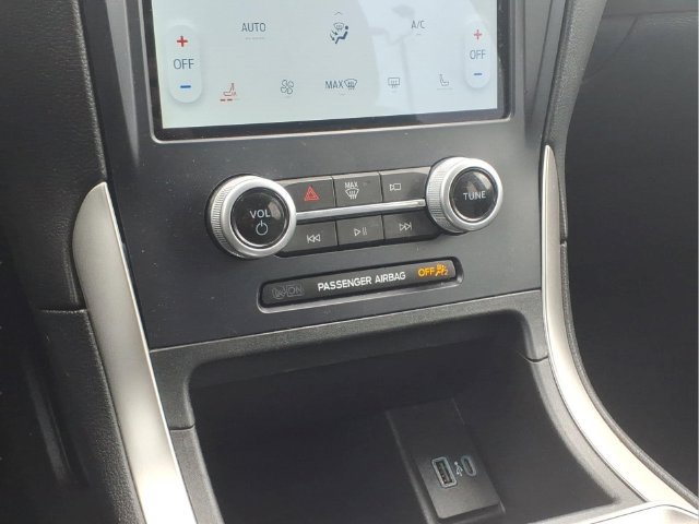 Used 2023 Ford Edge SEL AWD/4WD image 33
