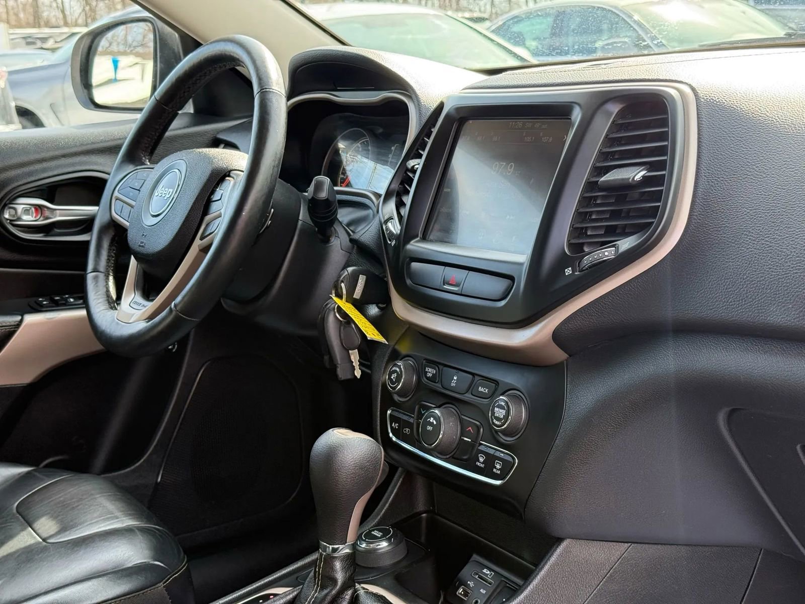 Used 2017 Jeep Cherokee Latitude w/ True North Edition image 50