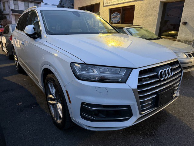 Used 2018 Audi Q7 3.0T Prestige image 2