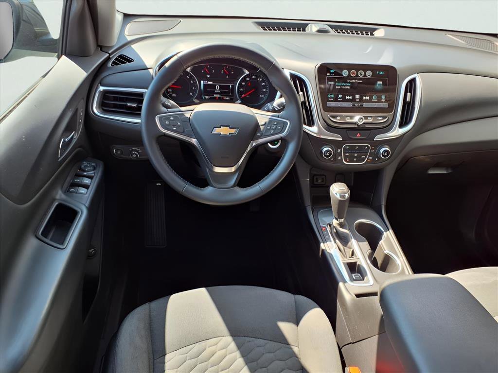 Used 2018 Chevrolet Equinox LT w/ Sun & Infotainment Package image 30