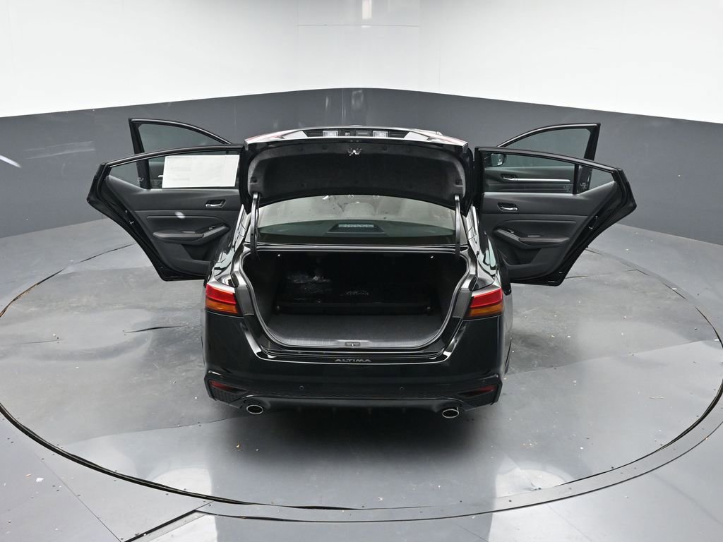 New 2025 Nissan Altima 2.5 SR image 50