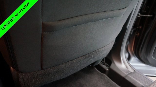 Used 2022 Nissan Rogue SV image 36