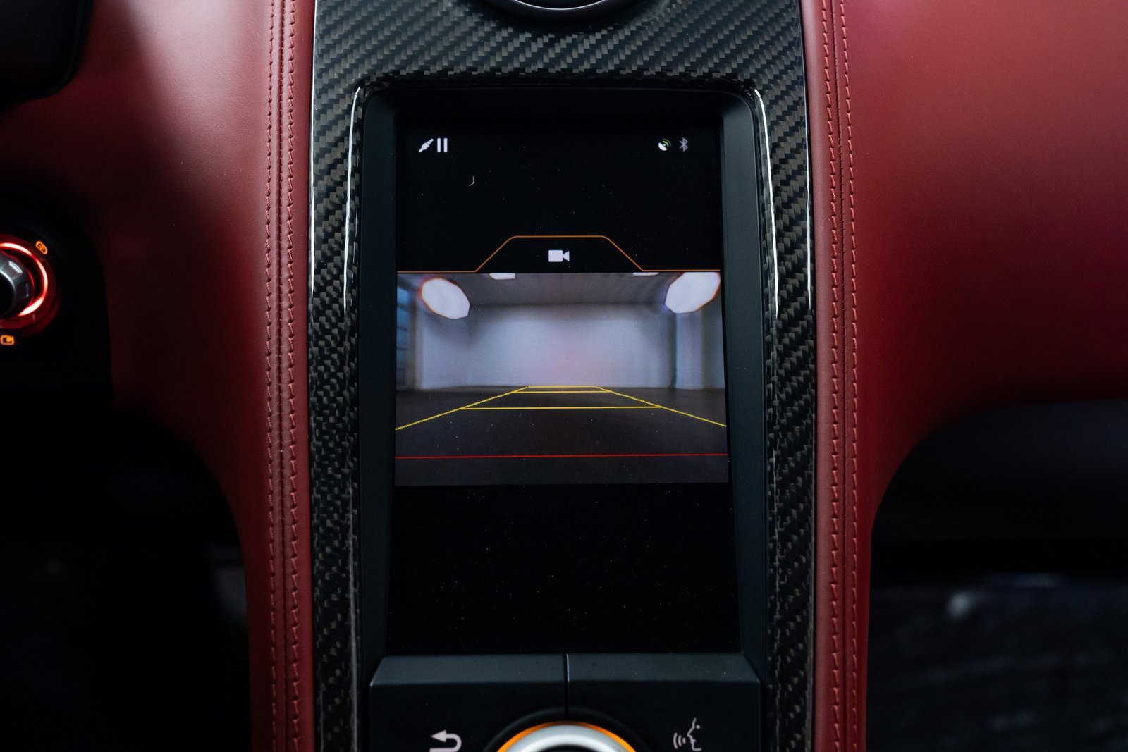 Used 2015 McLaren 650S Coupe image 16