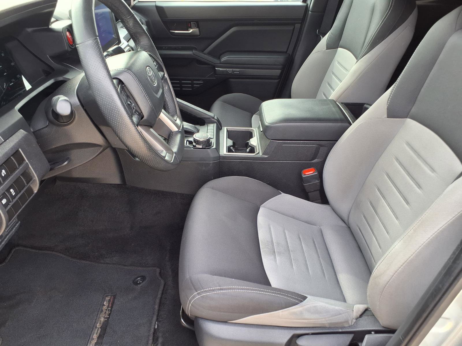 Used 2024 Toyota Tacoma TRD Sport image 15