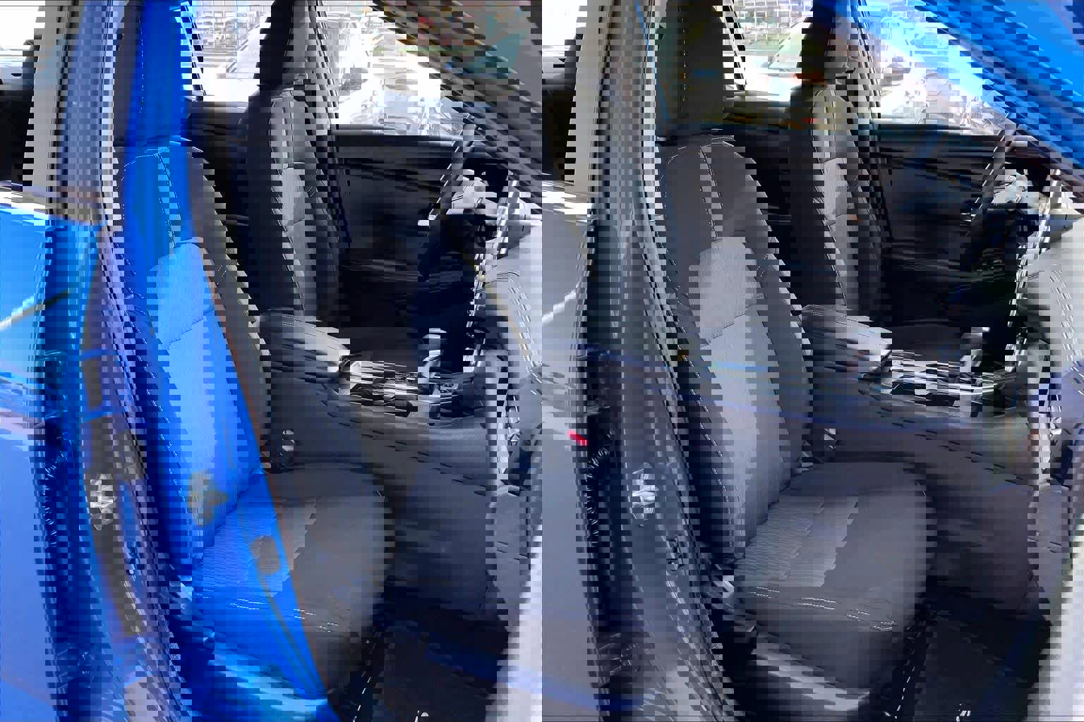 Used 2025 Nissan Sentra SV image 8