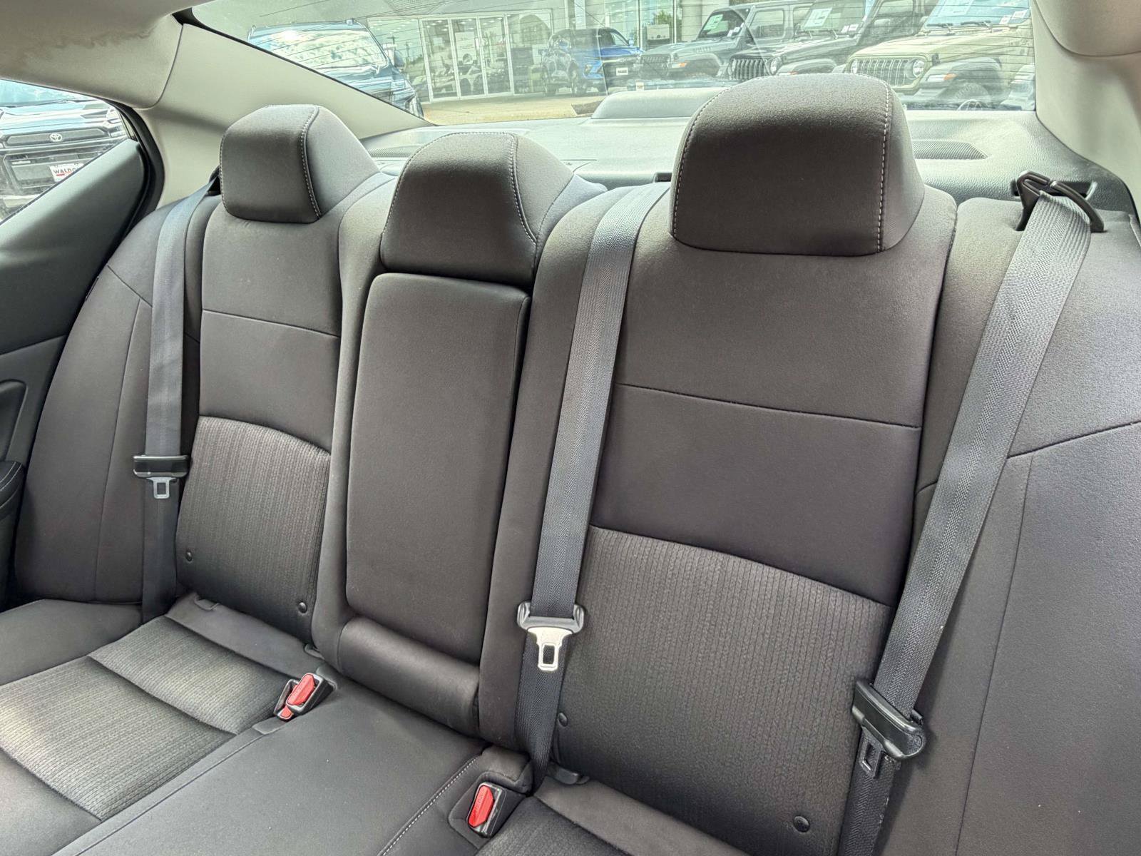 Used 2023 Nissan Altima 2.5 SV FWD image 29