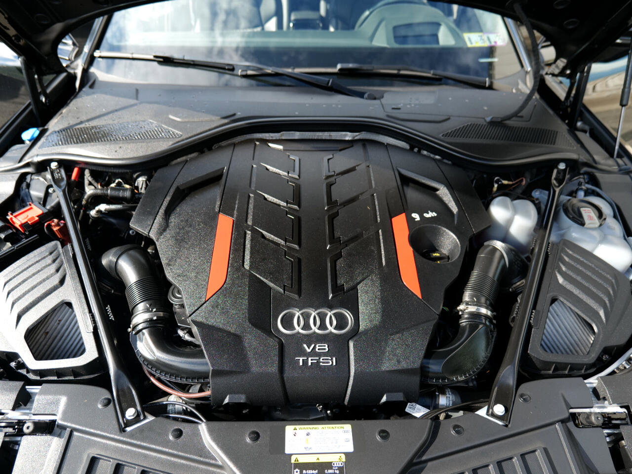 Used 2022 Audi S8 w/ S8 Comfort Plus Package image 53