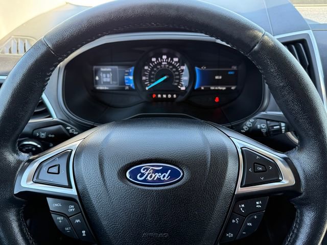 Certified 2022 Ford Edge Titanium w/ Equipment Group 301A AWD/4WD image 19