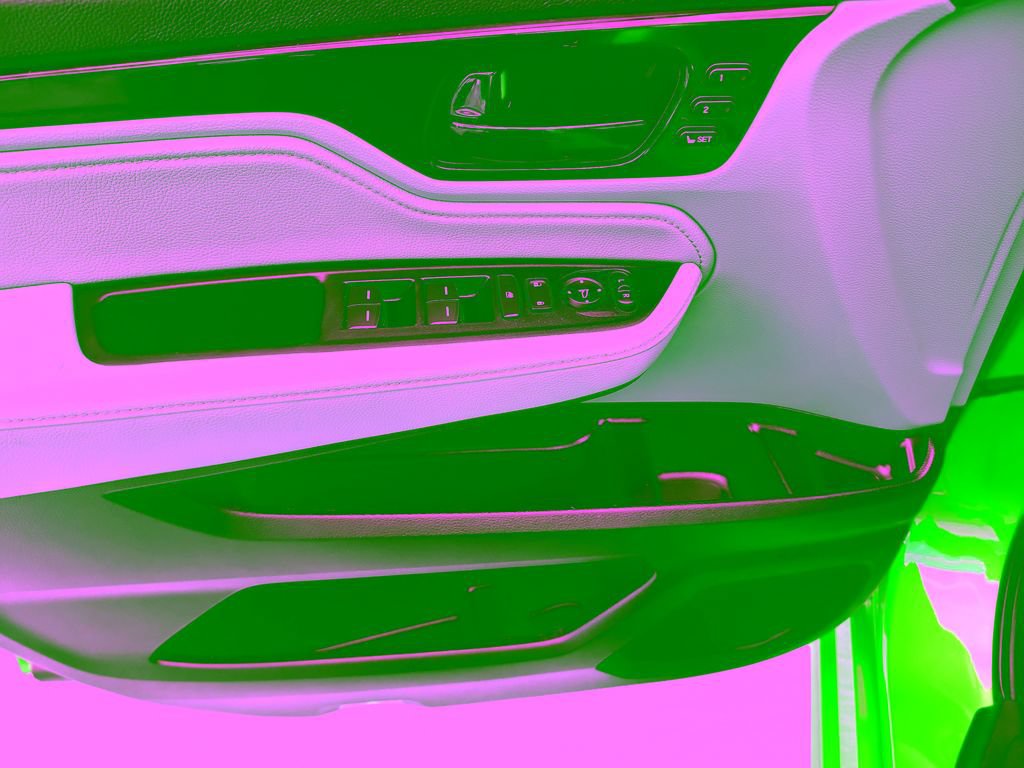 Certified 2023 Honda Odyssey Touring image 21