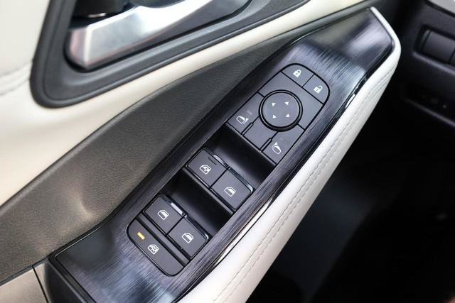 New 2026 Nissan Rogue Dark Armor AWD/4WD image 19