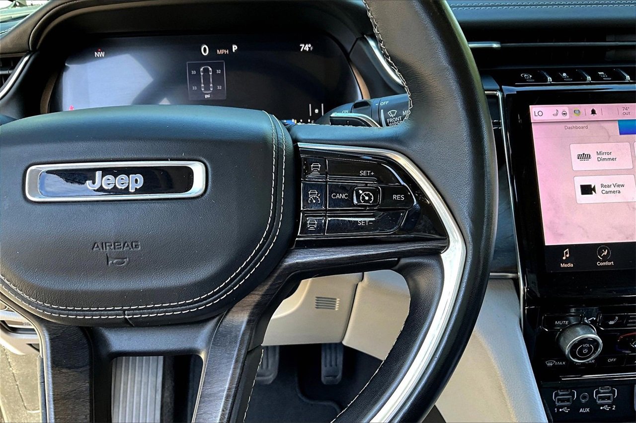 Used 2021 Jeep Grand Cherokee L Overland w/ Luxury Tech Group IV image 11