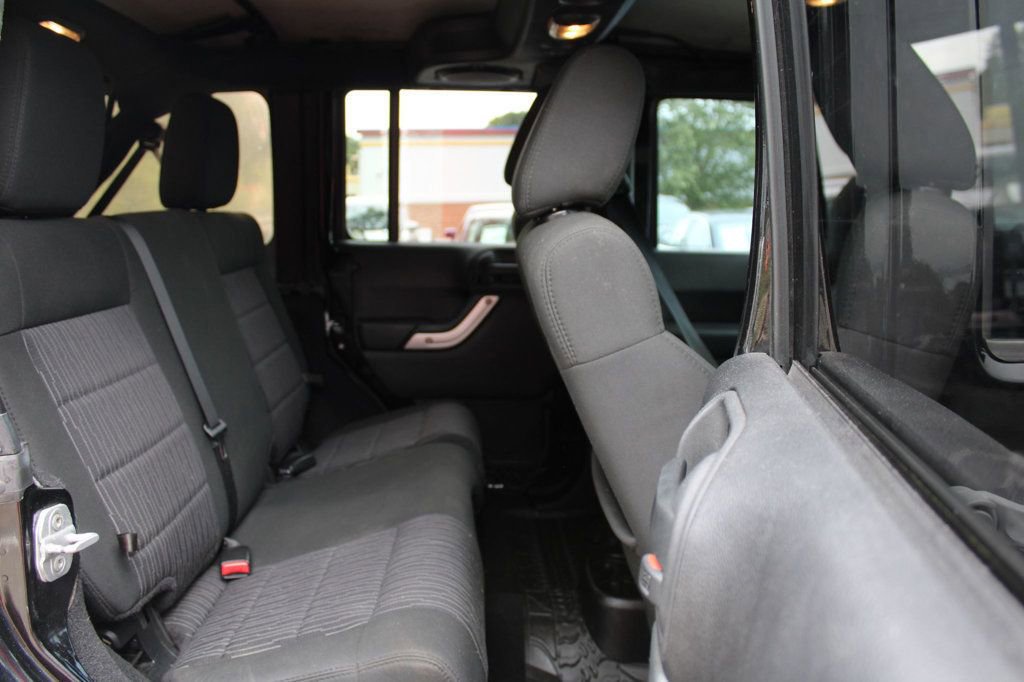 Used 2012 Jeep Wrangler Unlimited Sahara w/ Connectivity Group AWD/4WD image 23