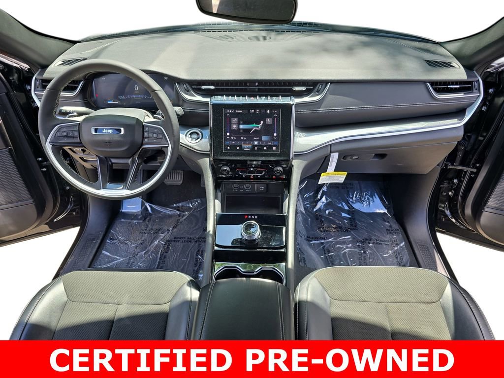 Used 2023 Jeep Grand Cherokee Altitude image 36