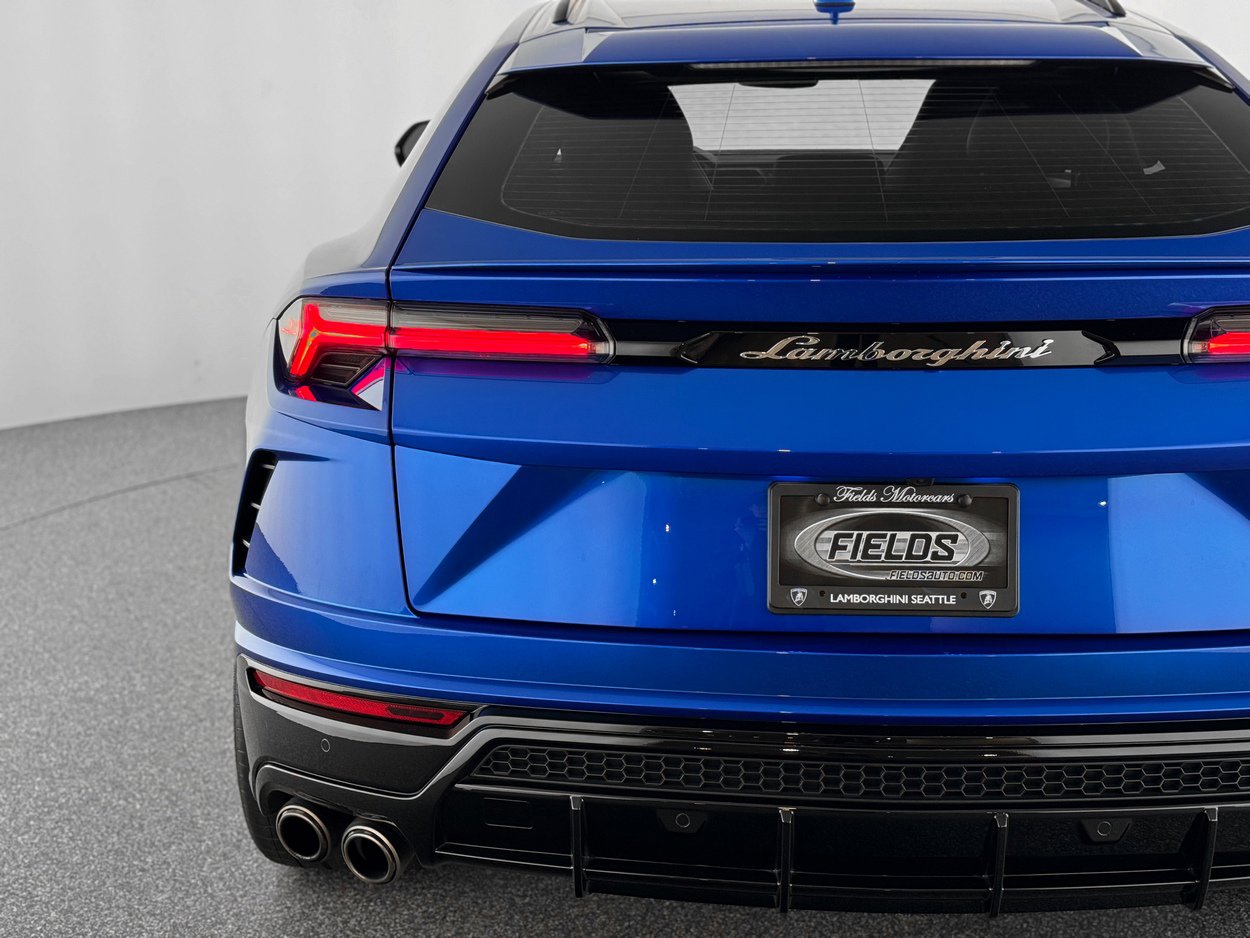 Used 2022 Lamborghini Urus image 44