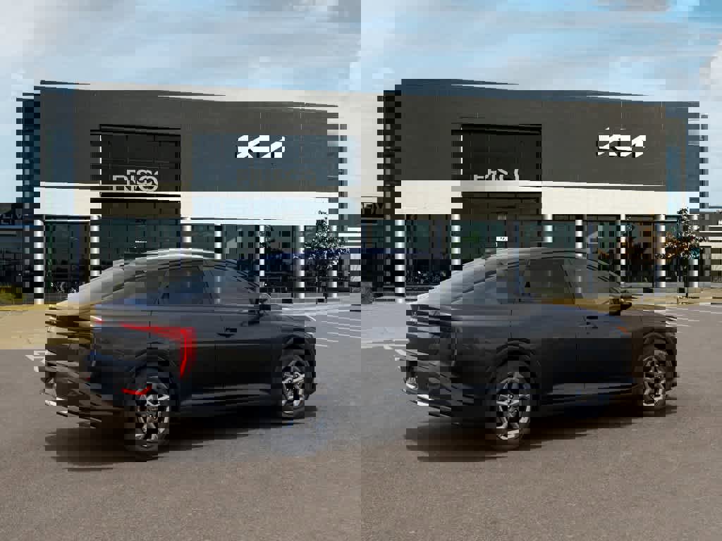 New 2026 Kia K4 LXS image 6