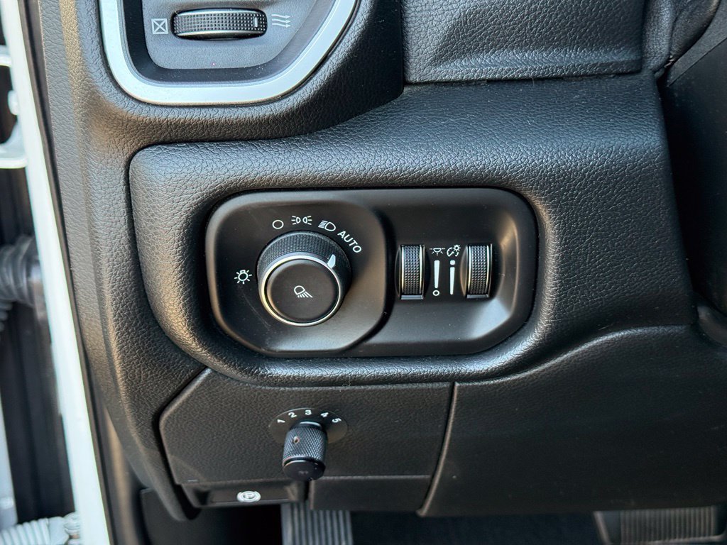 Used 2020 RAM 2500 Big Horn AWD/4WD image 20