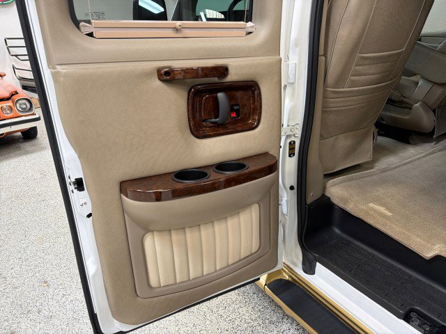 Used 2014 GMC Savana 1500 image 29