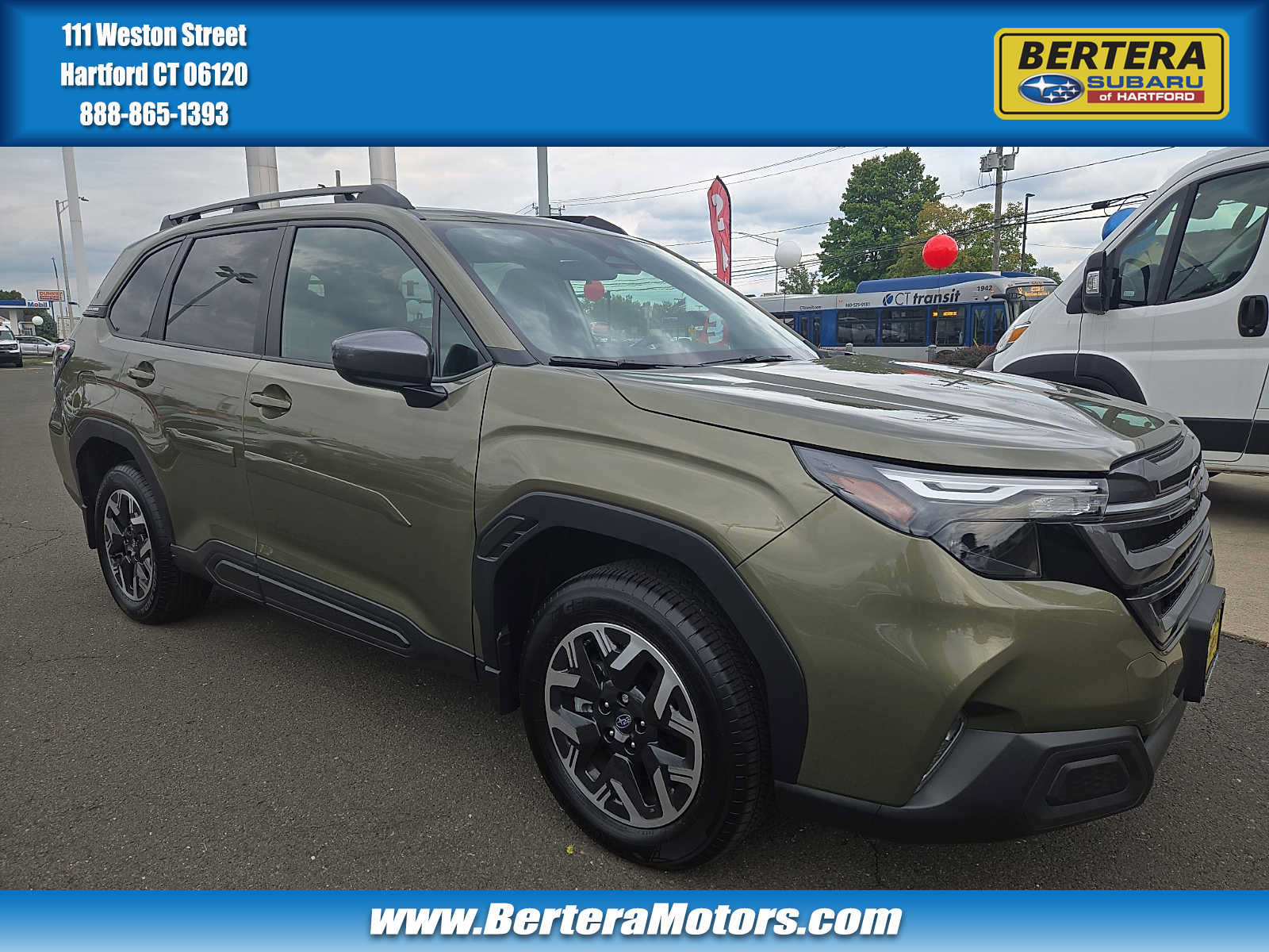 Used 2026 Subaru Forester Premium AWD/4WD image 1