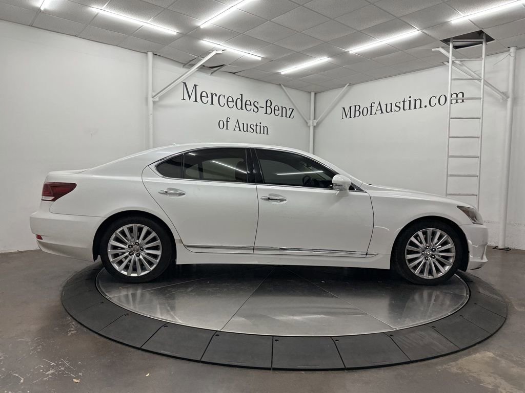 Used 2014 Lexus LS 460 AWD w/ Comfort Package image 8