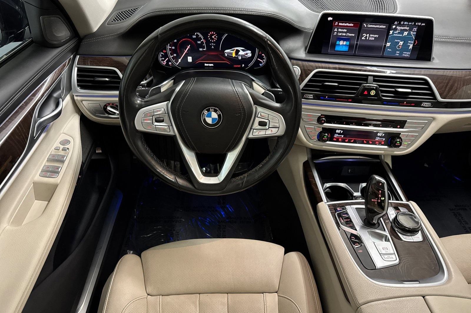 Used 2019 BMW 740i w/ Executive Package image 29