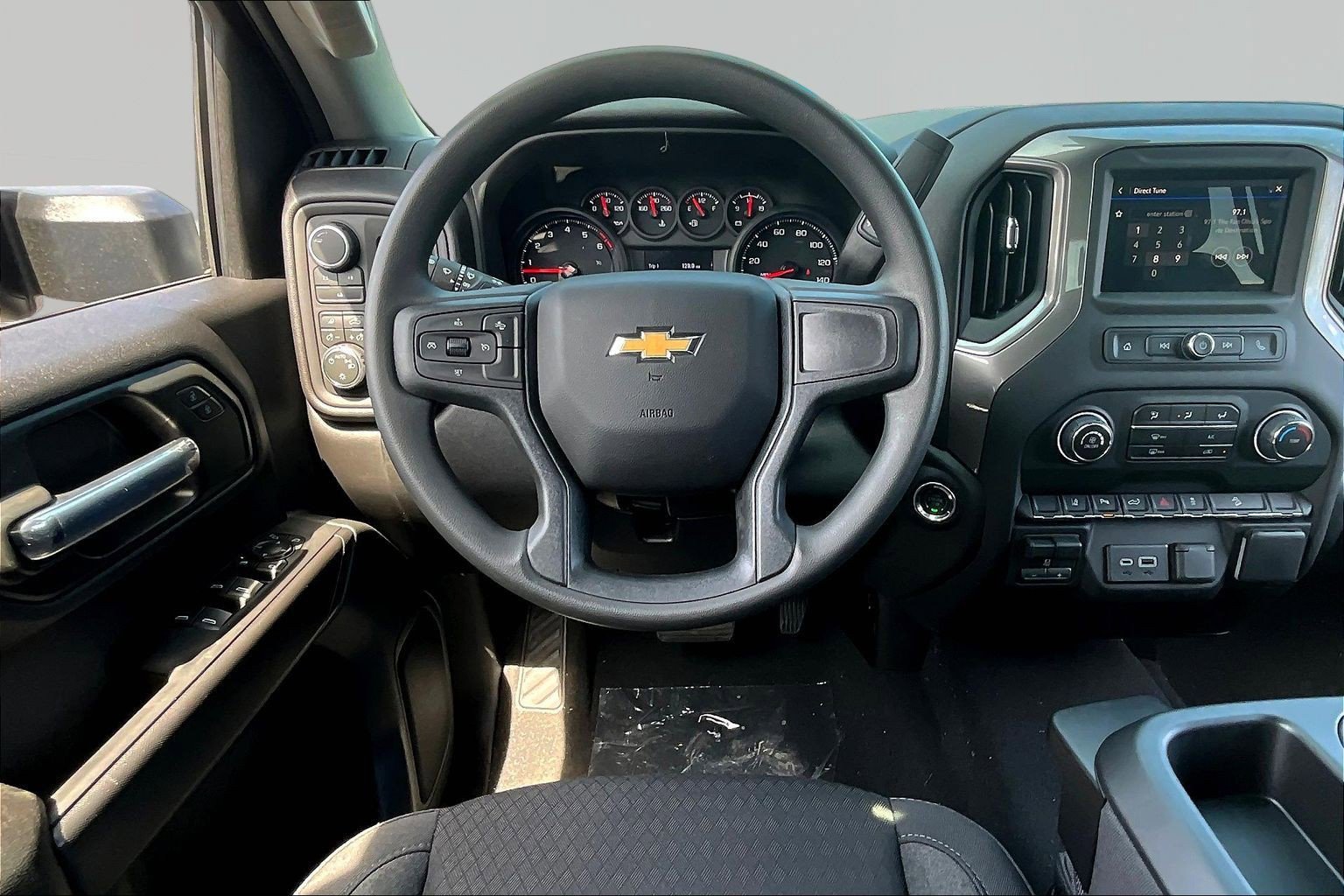 New 2026 Chevrolet Silverado 2500 Custom w/ Custom Value Package AWD/4WD image 9